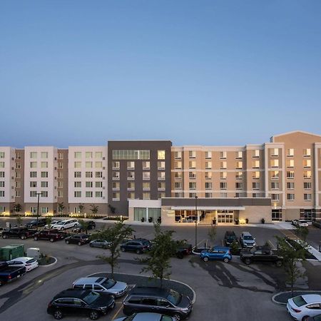 Fairfield Inn & Suites By Marriott Winnipeg Exterior photo