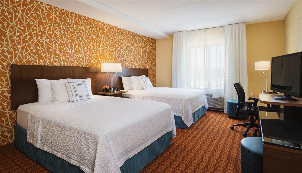 Fairfield Inn & Suites By Marriott Winnipeg Exterior photo
