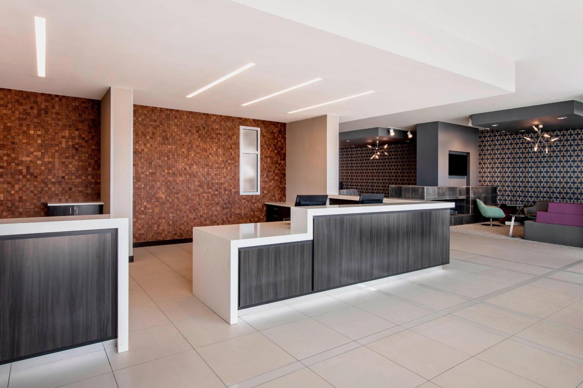 Fairfield Inn & Suites By Marriott Winnipeg Exterior photo