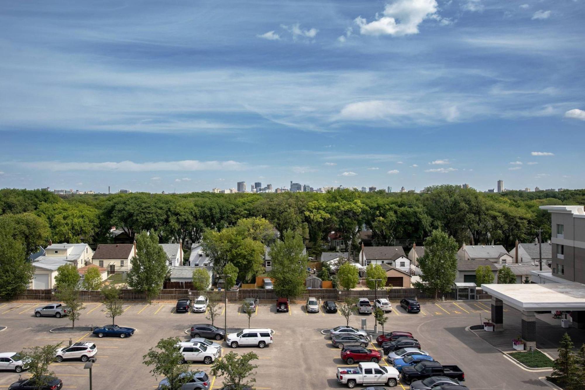 Fairfield Inn & Suites By Marriott Winnipeg Exterior photo
